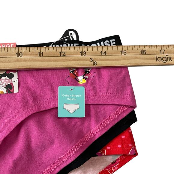 Briefly Stated Disney Santa Stitch Christimas Hipster Panties 3 Pack Size Medium - Picture 9 of 10